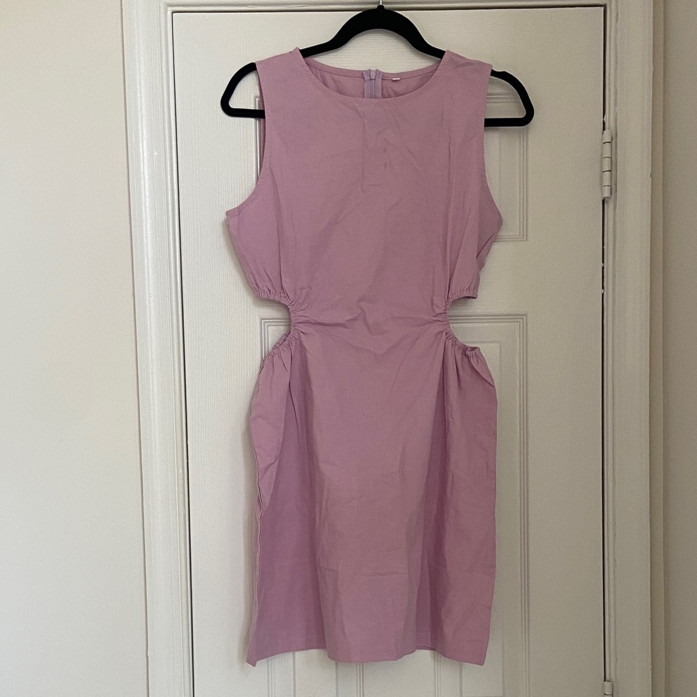 Elegant Pink/Lavender Sleeveless Dress